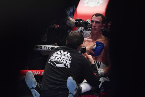 Бокс. Бой А. Бетербиева и А. Дайнеса