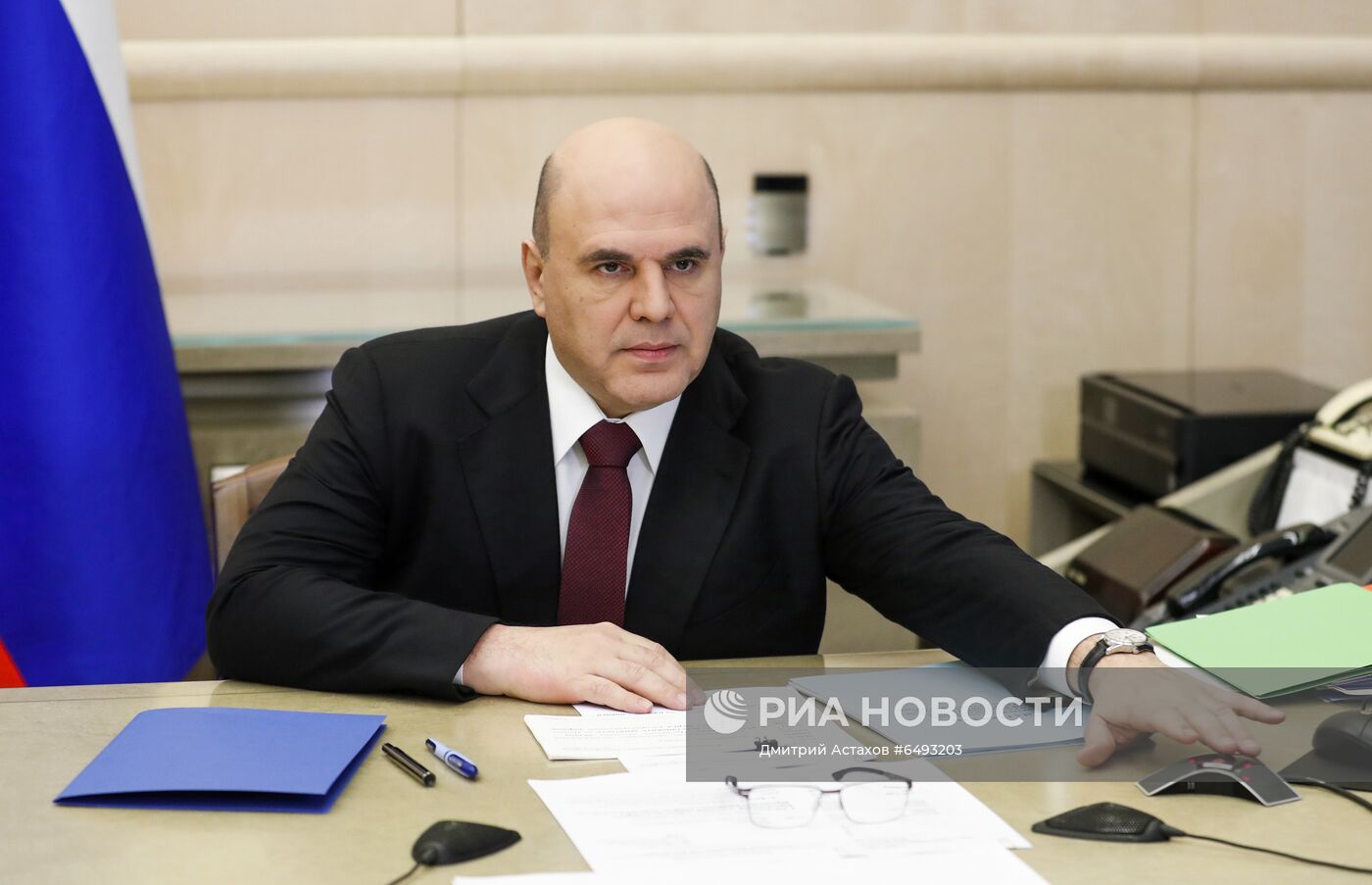 Премьер-министр РФ М. Мишустин провел совещание с вице-премьерами РФ