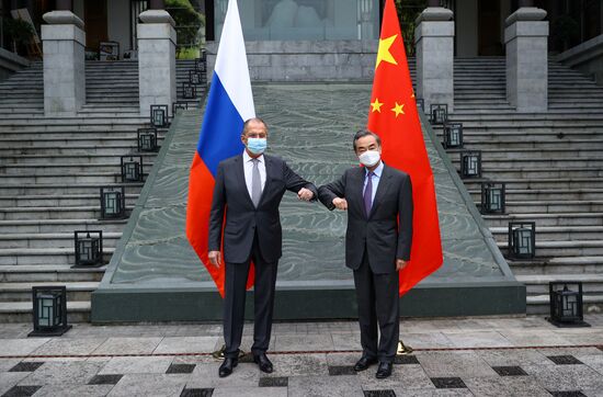 Визит главы МИД РФ С. Лаврова в Китай