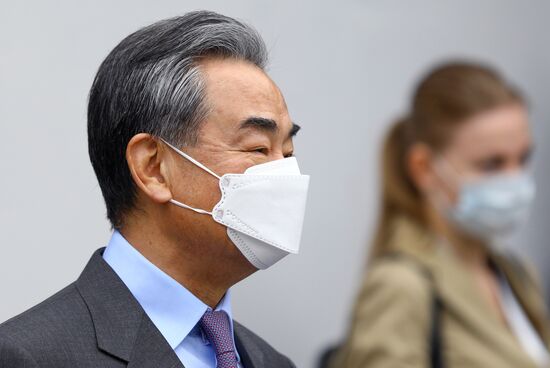 Визит главы МИД РФ С. Лаврова в Китай