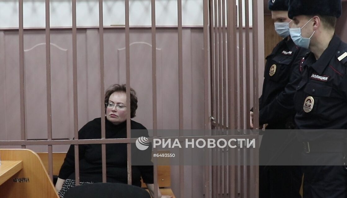 Рассмотрение ходатайства об аресте губернатора Пензенской области Белозерцева и других фигурантов по делу о взятке