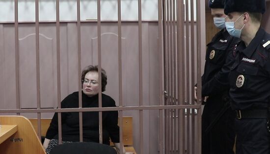 Рассмотрение ходатайства об аресте губернатора Пензенской области Белозерцева и других фигурантов по делу о взятке