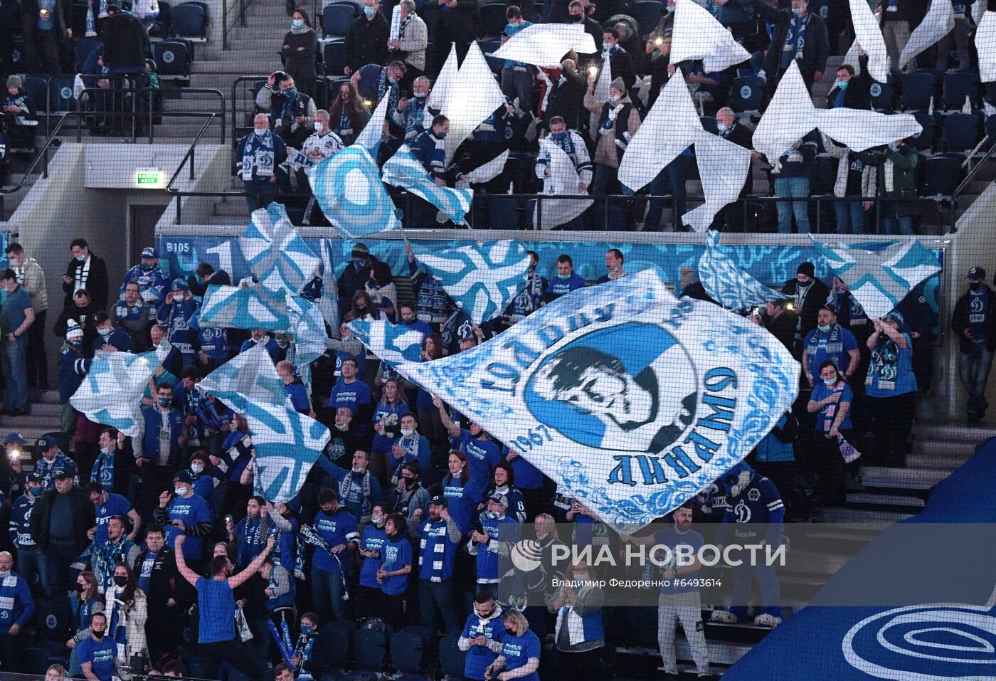 Хоккей. КХЛ. Матч "Динамо" (Москва) - СКА