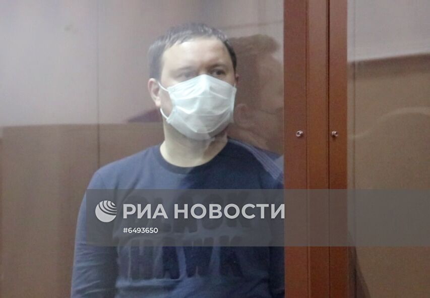 Рассмотрение ходатайства об аресте губернатора Пензенской области Белозерцева и других фигурантов по делу о взятке