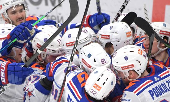 Хоккей. КХЛ. Матч "Динамо" (Москва) - СКА