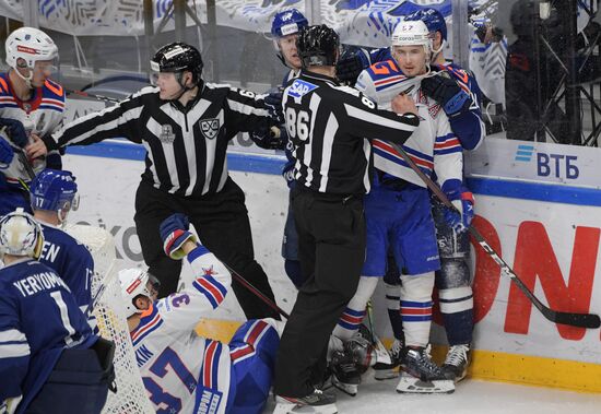 Хоккей. КХЛ. Матч "Динамо" (Москва) - СКА