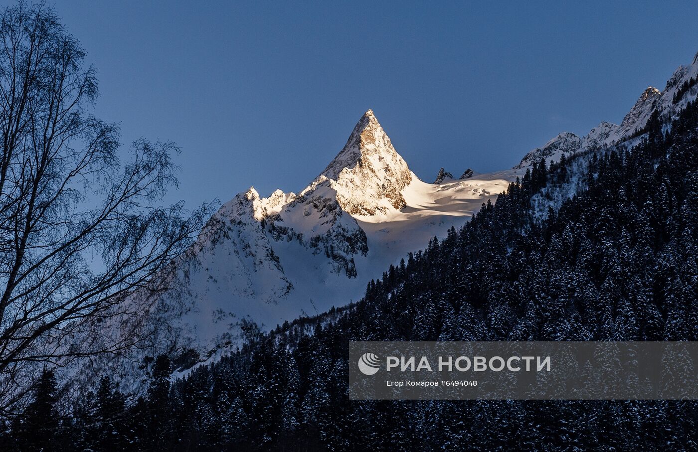 Отдых на горнолыжном курорте Домбай