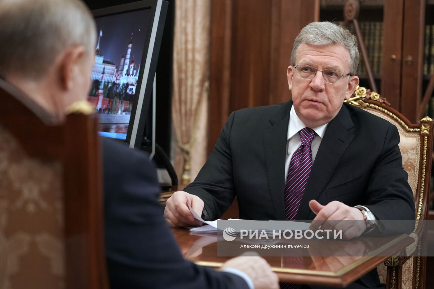 Президент РФ В. Путин провел встречу с председателем Счетной палаты РФ А. Кудриным