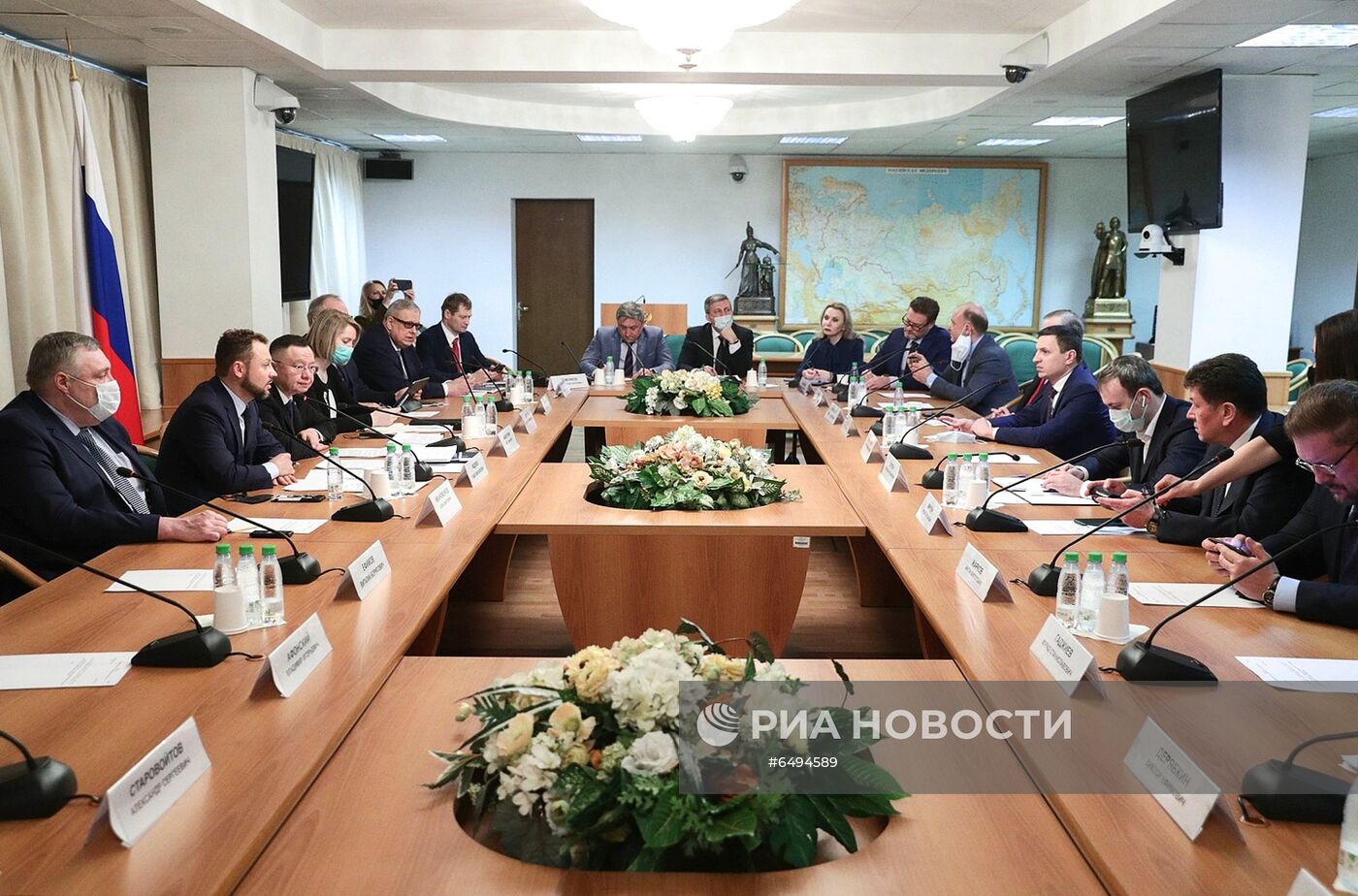 Заседание комитета Госдумы РФ по транспорту и строительству