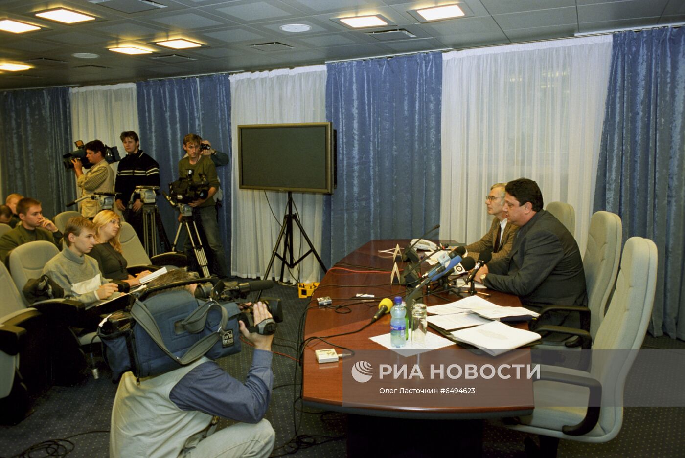 Брифинг для журналистов заместителя министра путей сообщения РФ М. Акулова