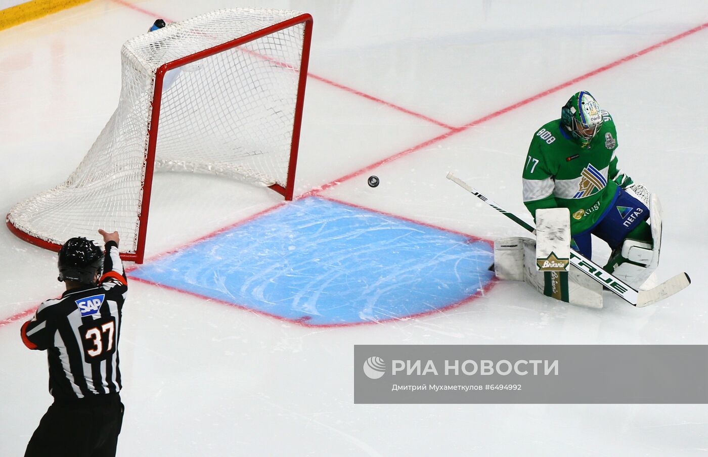 Хоккей. КХЛ. Матч "Салават Юлаев" – "Ак Барс"