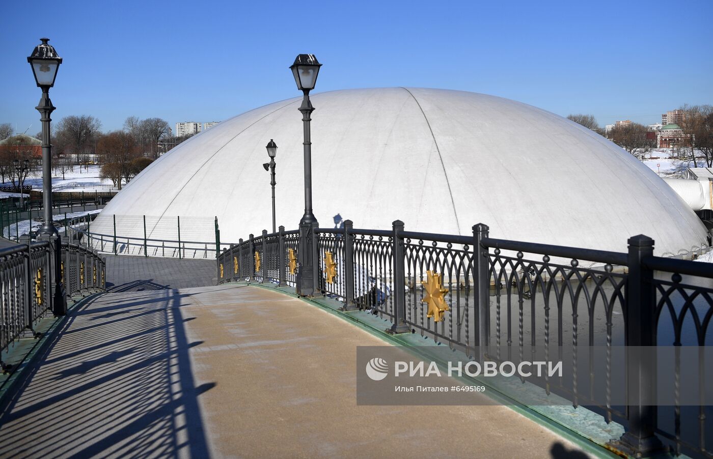 Подготовка к открытию фонтана в музее-заповеднике "Царицыно"