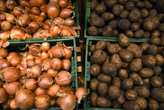 Дискаунтер "365+" торговой сети "Лента" в Новосибирске