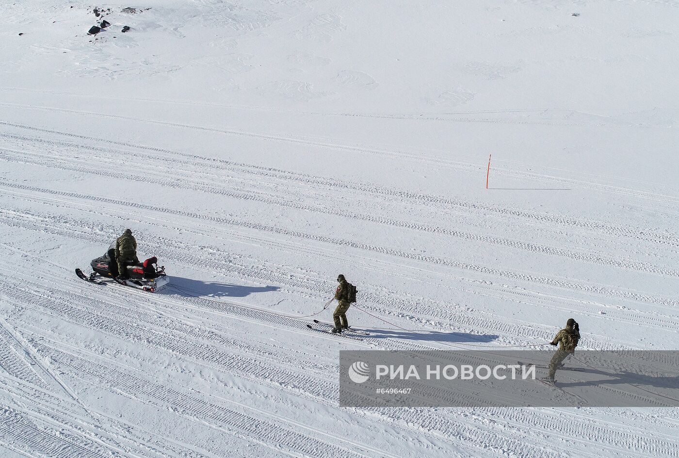 Занятия подразделения Росгвардии по горной подготовке в Хибинах