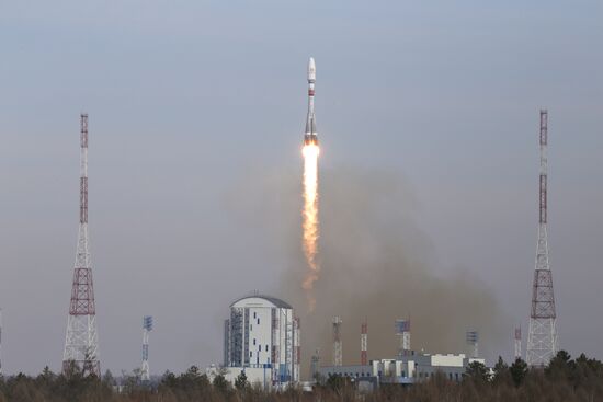 Пуск РН"Союз-2.1б" с разгонным блоком "Фрегат" с космодрома Восточный