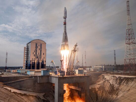 Пуск РН"Союз-2.1б" с разгонным блоком "Фрегат" с космодрома Восточный