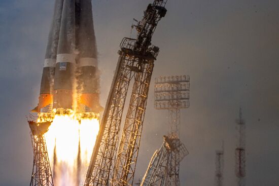 Пуск РН"Союз-2.1б" с разгонным блоком "Фрегат" с космодрома Восточный