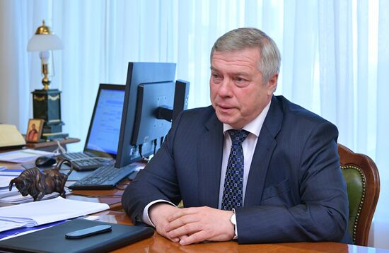 Вице-премьер РФ А. Новак встретился с губернатором Ростовской области В. Голубевым