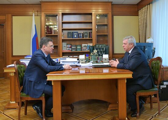 Вице-премьер РФ А. Новак встретился с губернатором Ростовской области В. Голубевым