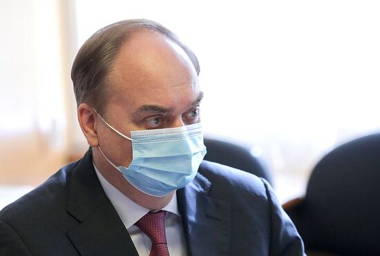 Брифинг А. Антонова после заседания комитета по международным делам