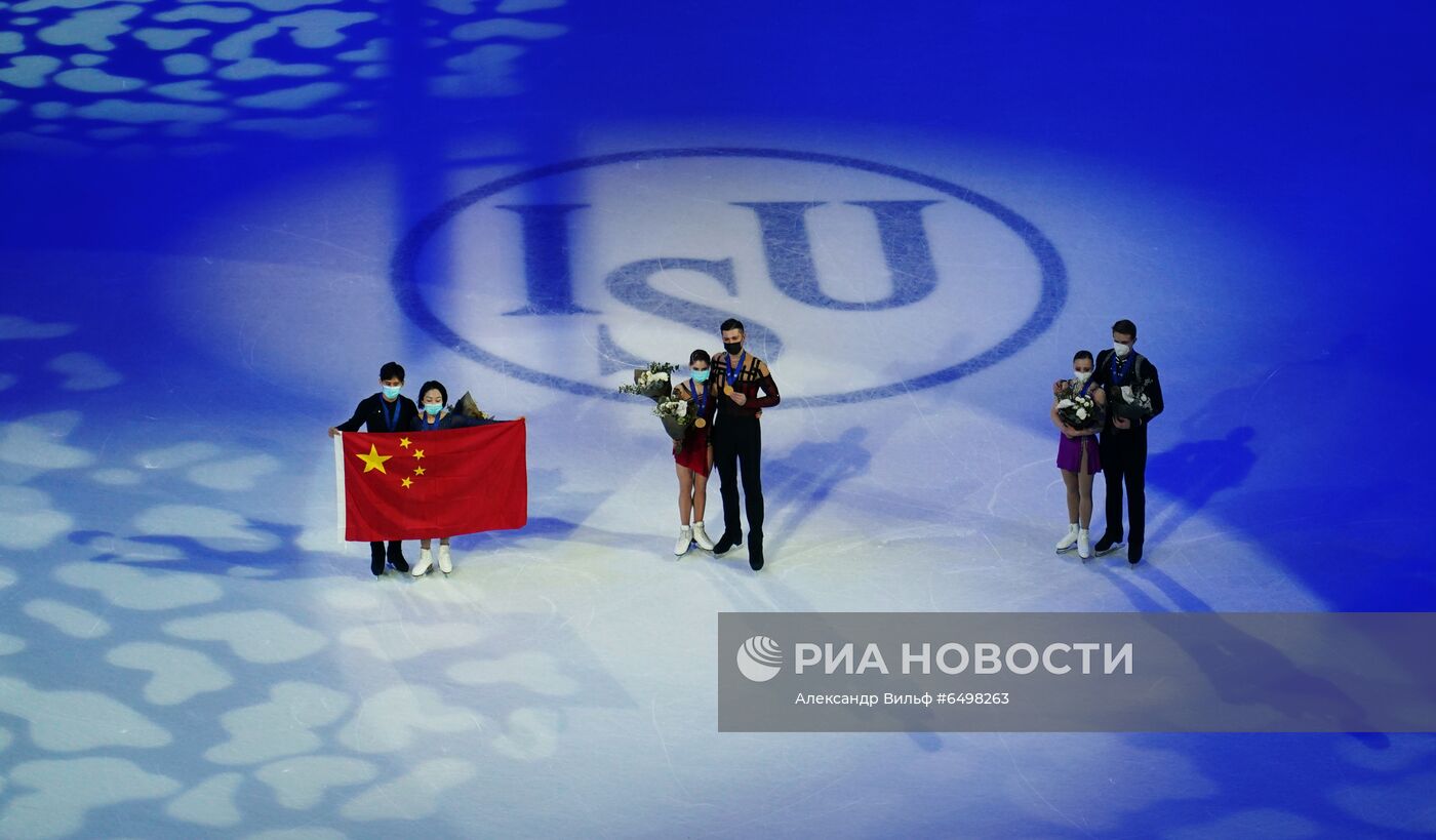 Фигурное катание. Чемпионат мира. Пары. Церемония награждения