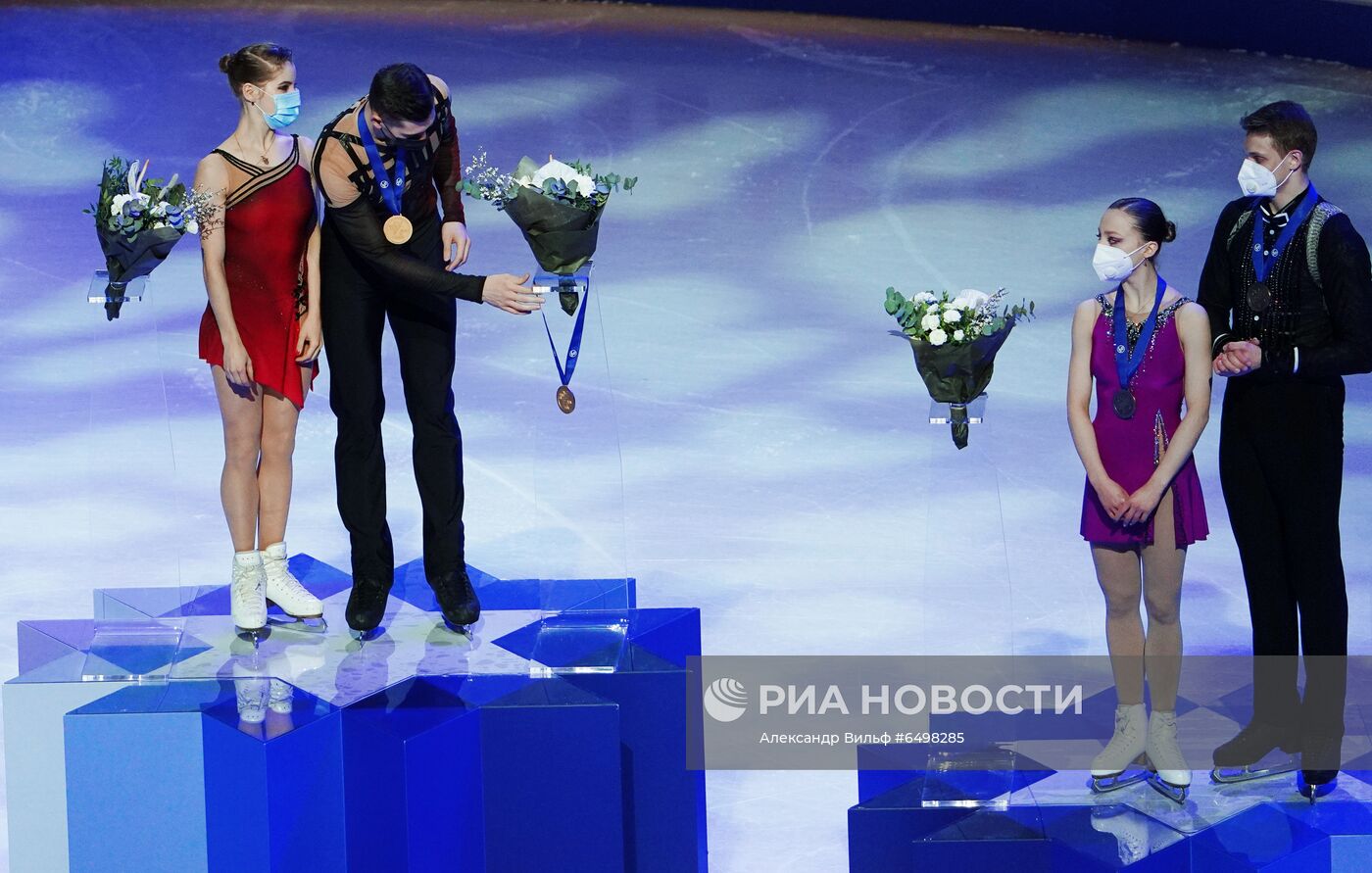 Фигурное катание. Чемпионат мира. Пары. Церемония награждения