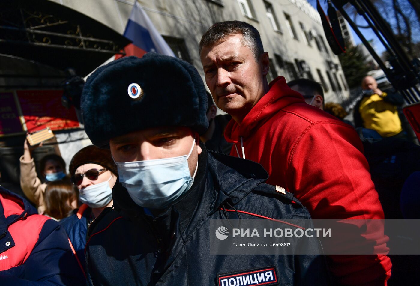 Рассмотрение административного дела против бывшего главы Екатеринбурга Е. Ройзмана