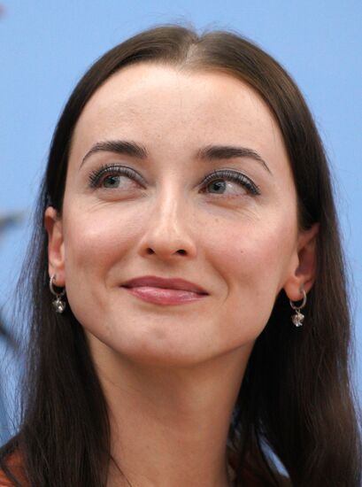 Президент РФ В. Путин провел заседание наблюдательного совета АНО "Россия - страна возможностей" 