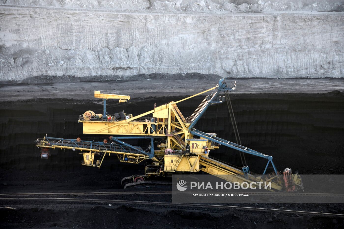 Харанорский угольный разрез в Забайкалье