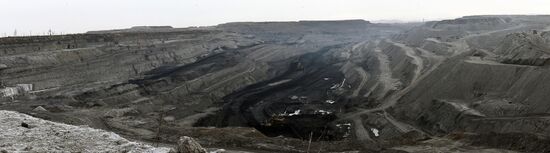 Харанорский угольный разрез в Забайкалье