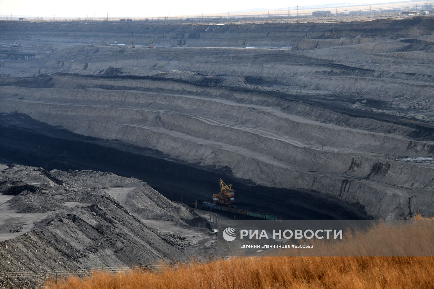 Харанорский угольный разрез в Забайкалье