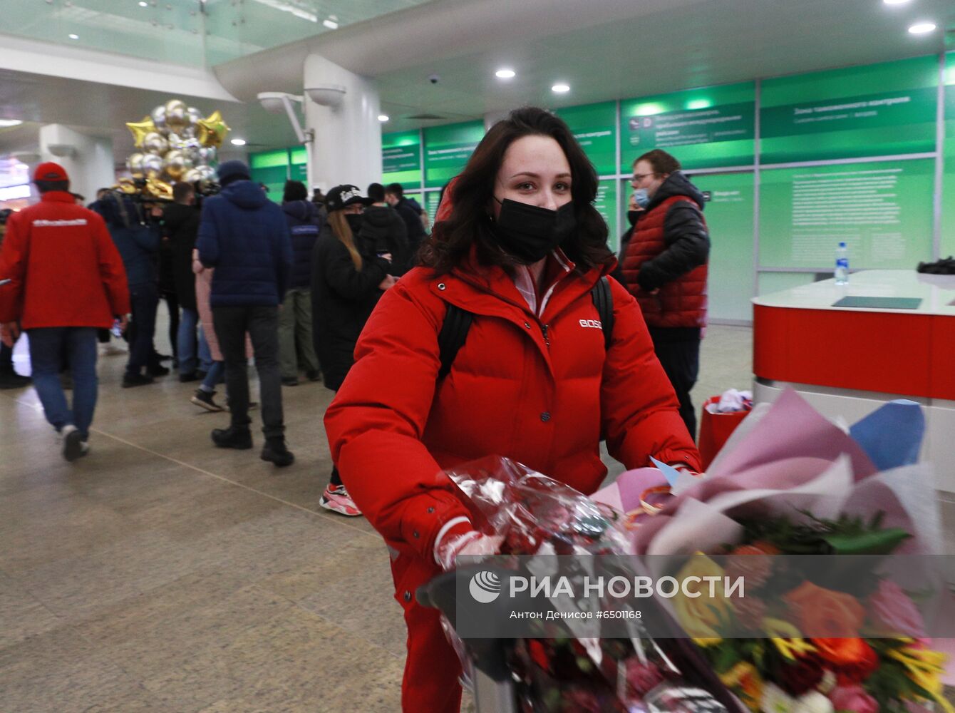 Прилет сборной России по фигурному катанию с чемпионата мира в Швеции