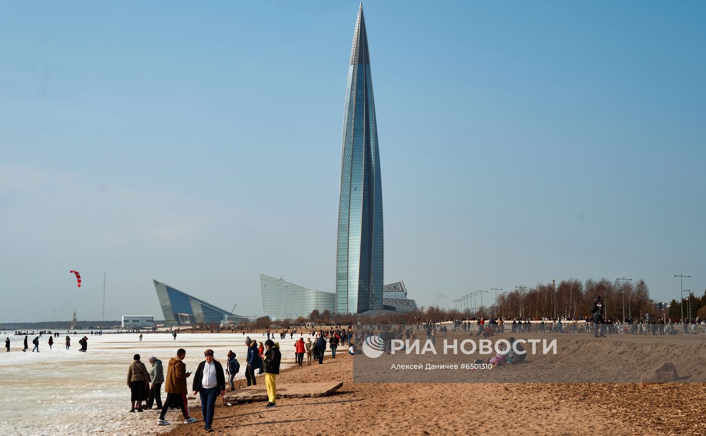 Весна в парке 300-летия Санкт-Петербурга