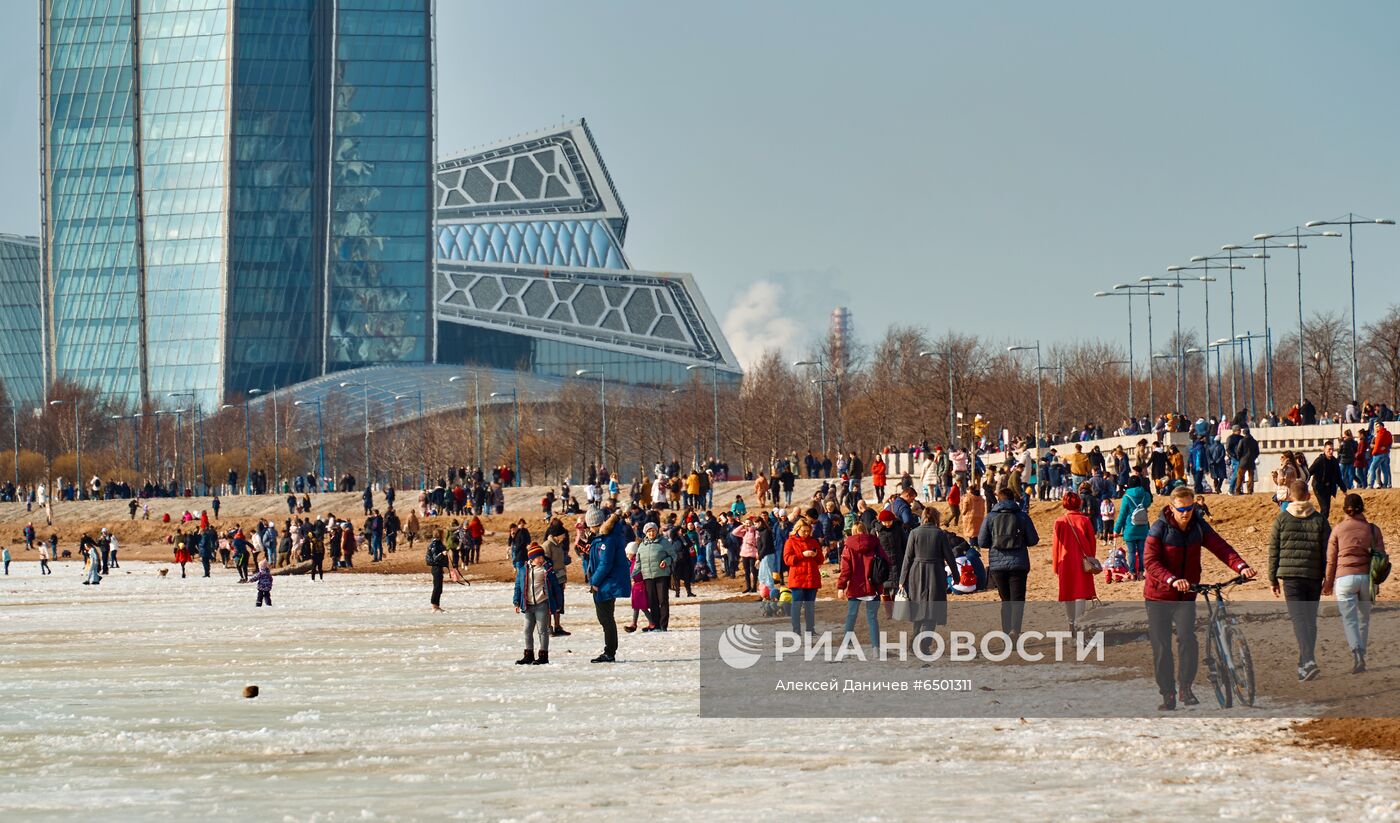 Весна в парке 300-летия Санкт-Петербурга