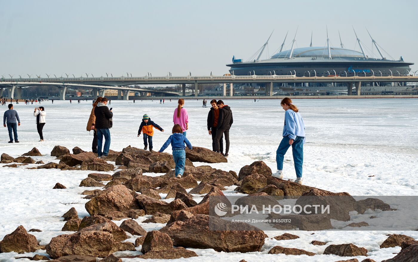 Весна в парке 300-летия Санкт-Петербурга