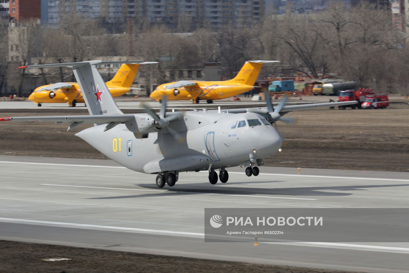 Второй полет нового российского военно-транспортного самолета Ил-112В