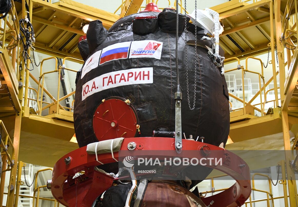 Корабль "Союз МС-18" доставлен на космодром Байконур