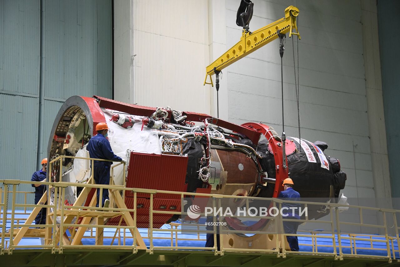 Корабль "Союз МС-18" доставлен на космодром Байконур