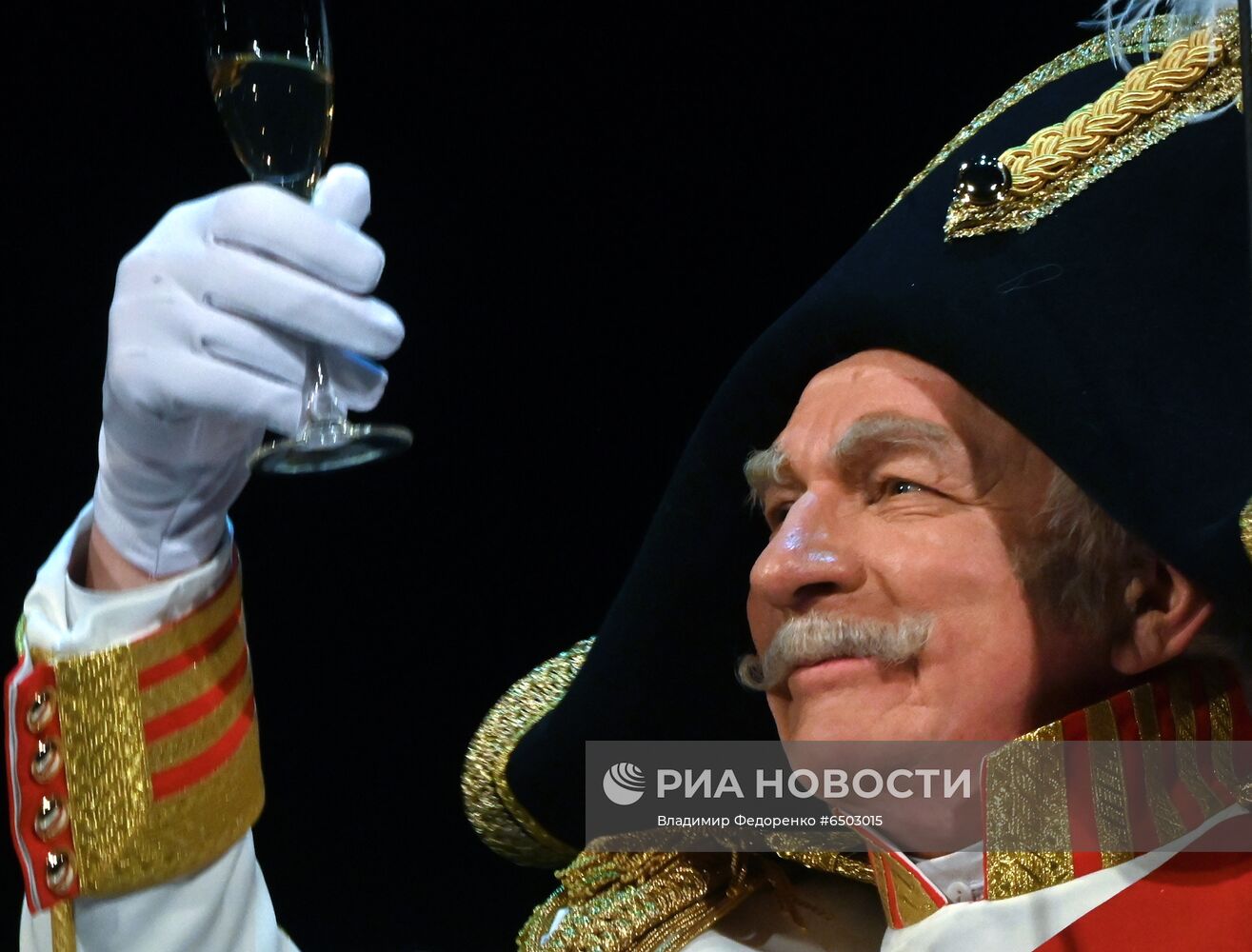 Спектакль "Мертвые души" в Малом театре