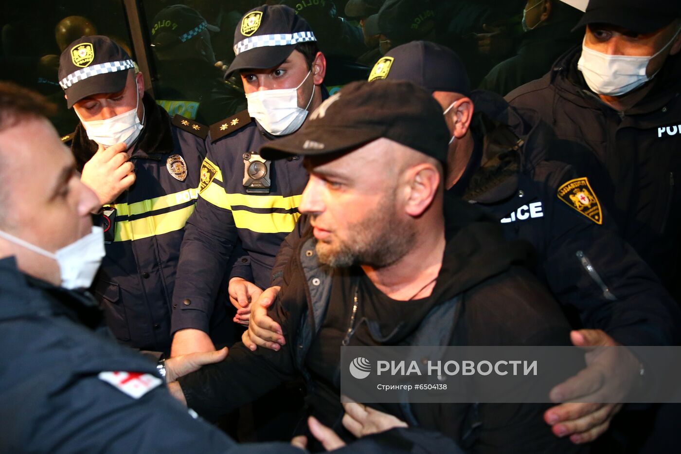 Акция протеста против В. Познера в Грузии