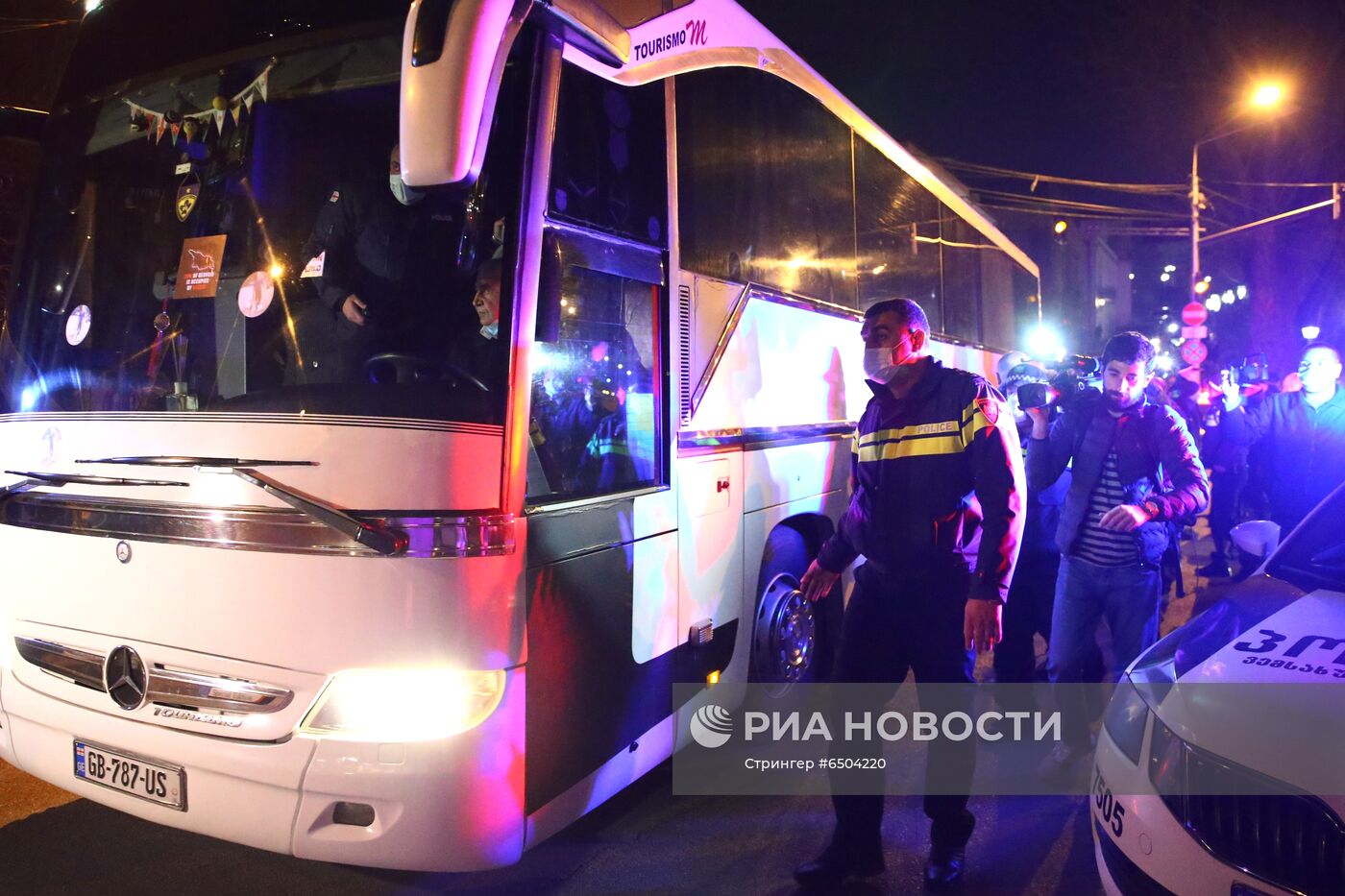 Акция протеста против В. Познера в Грузии