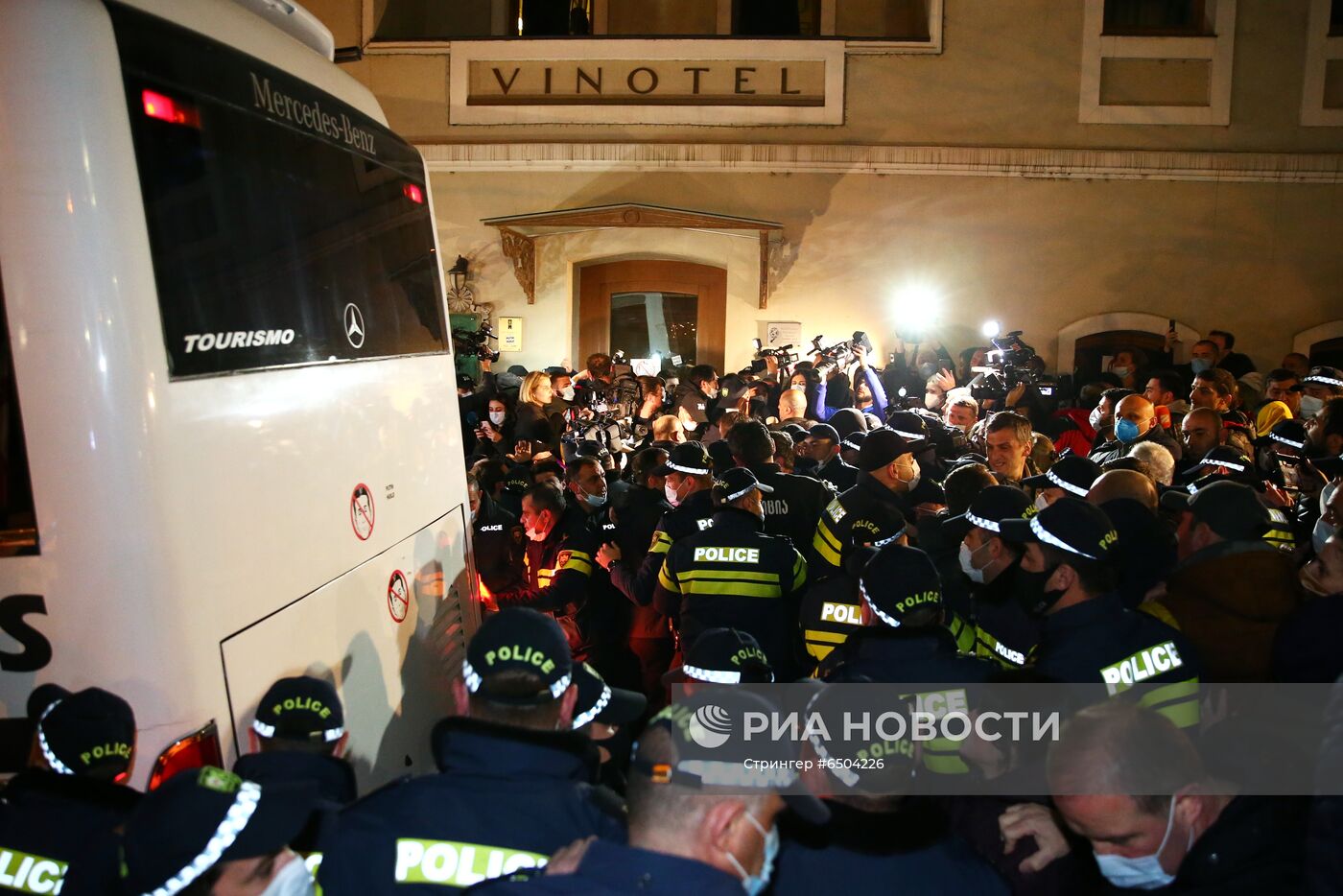 Акция протеста против В. Познера в Грузии