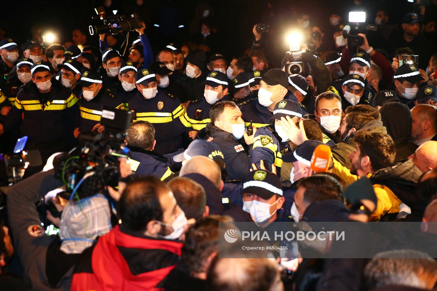 Акция протеста против В. Познера в Грузии