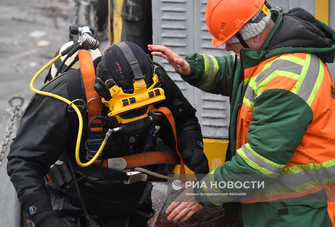 Очистка Москвы-реки от железобетонных свай