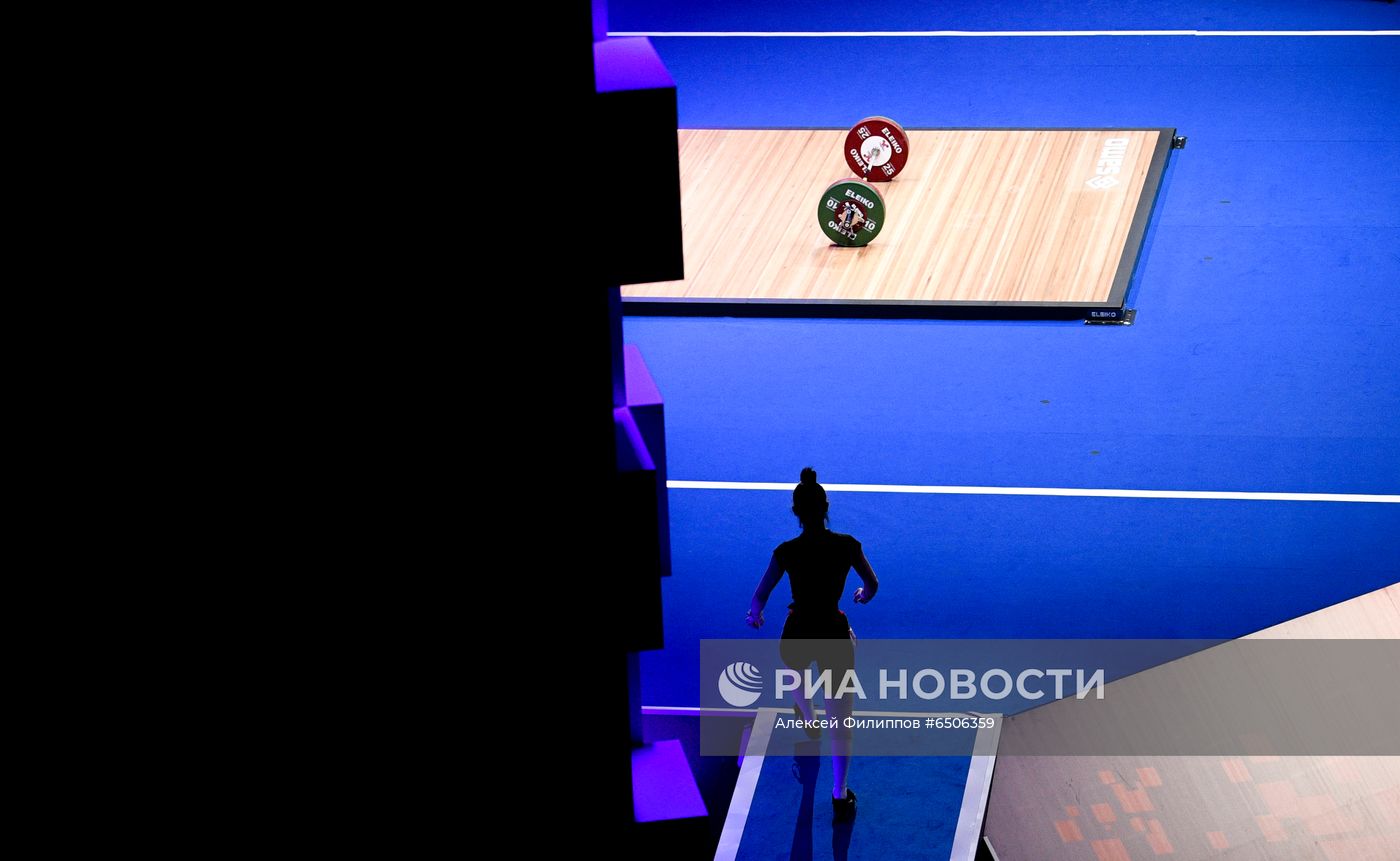 Тяжелая атлетика. Чемпионат Европы. Первый день