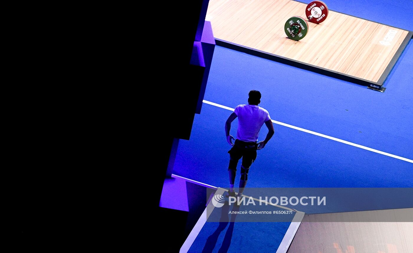 Тяжелая атлетика. Чемпионат Европы. Первый день