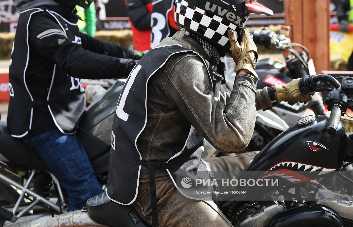 Соревнования по флэт-треку на Красной Пресне 