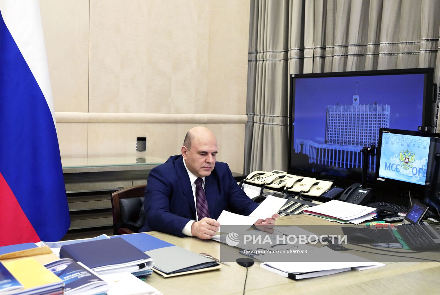 Премьер-министр РФ М. Мишустин провел совещание с вице-премьерами РФ