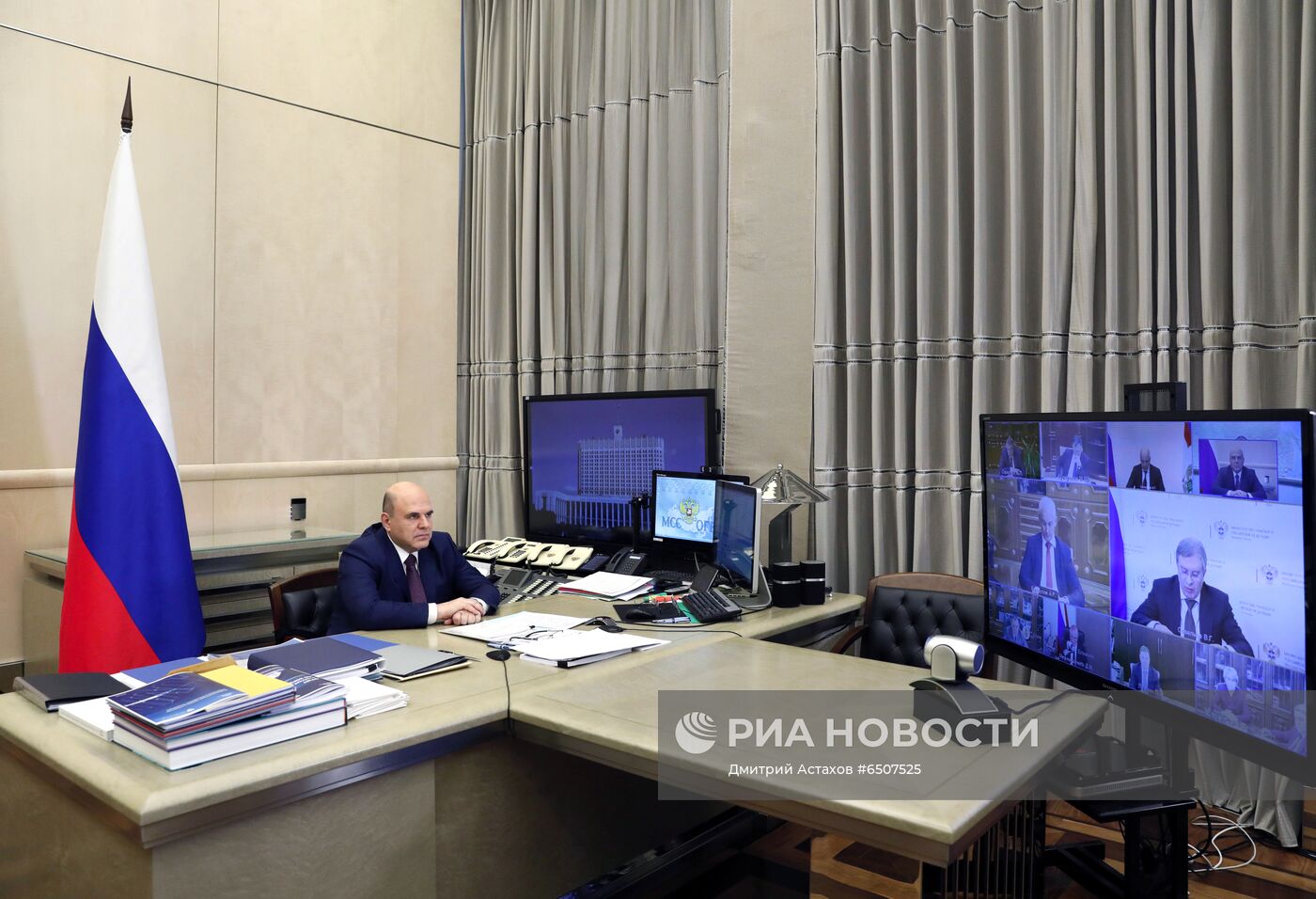Премьер-министр РФ М. Мишустин провел совещание с вице-премьерами РФ