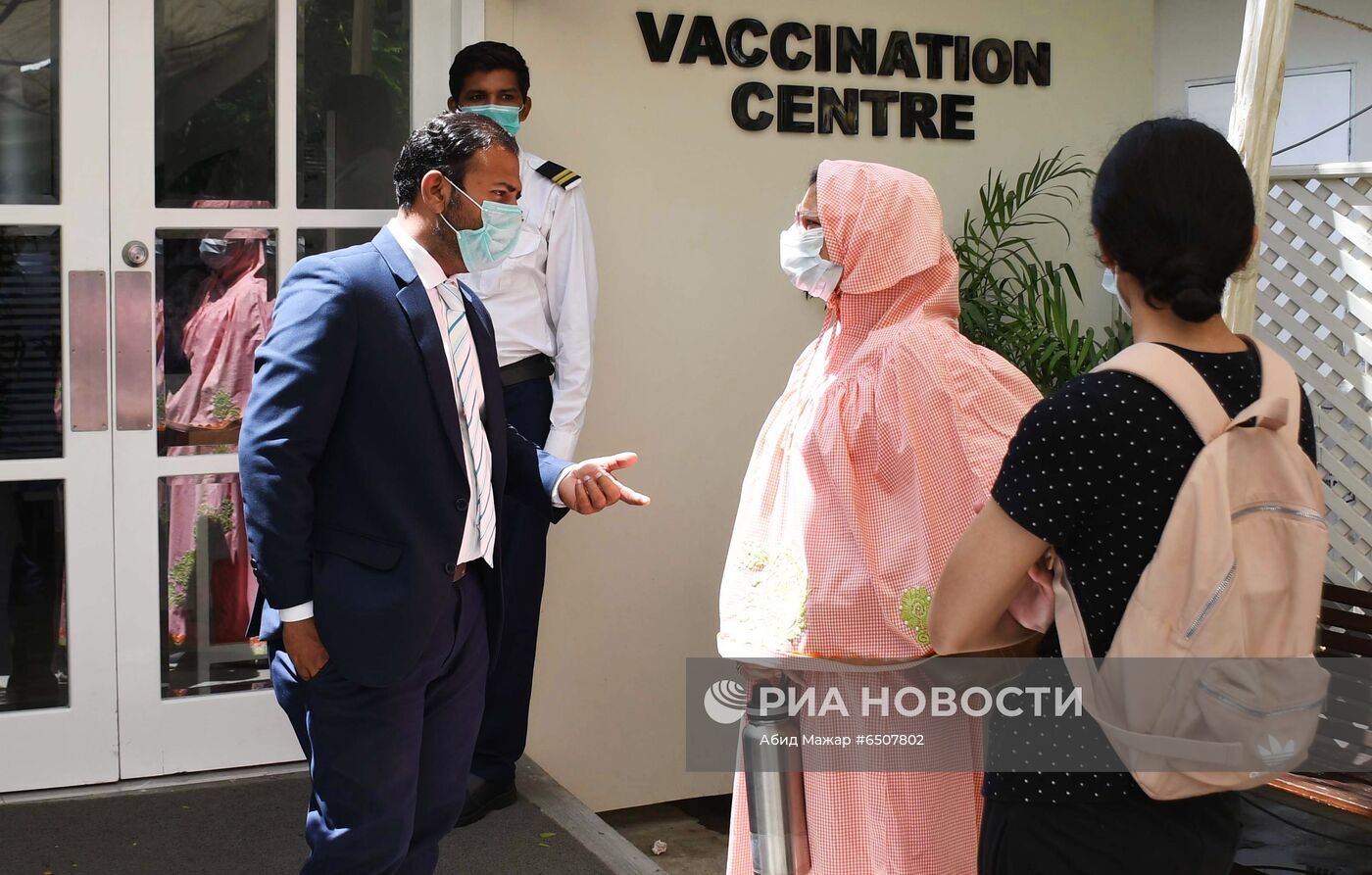 Вакцинация Спутником V в Пакистане